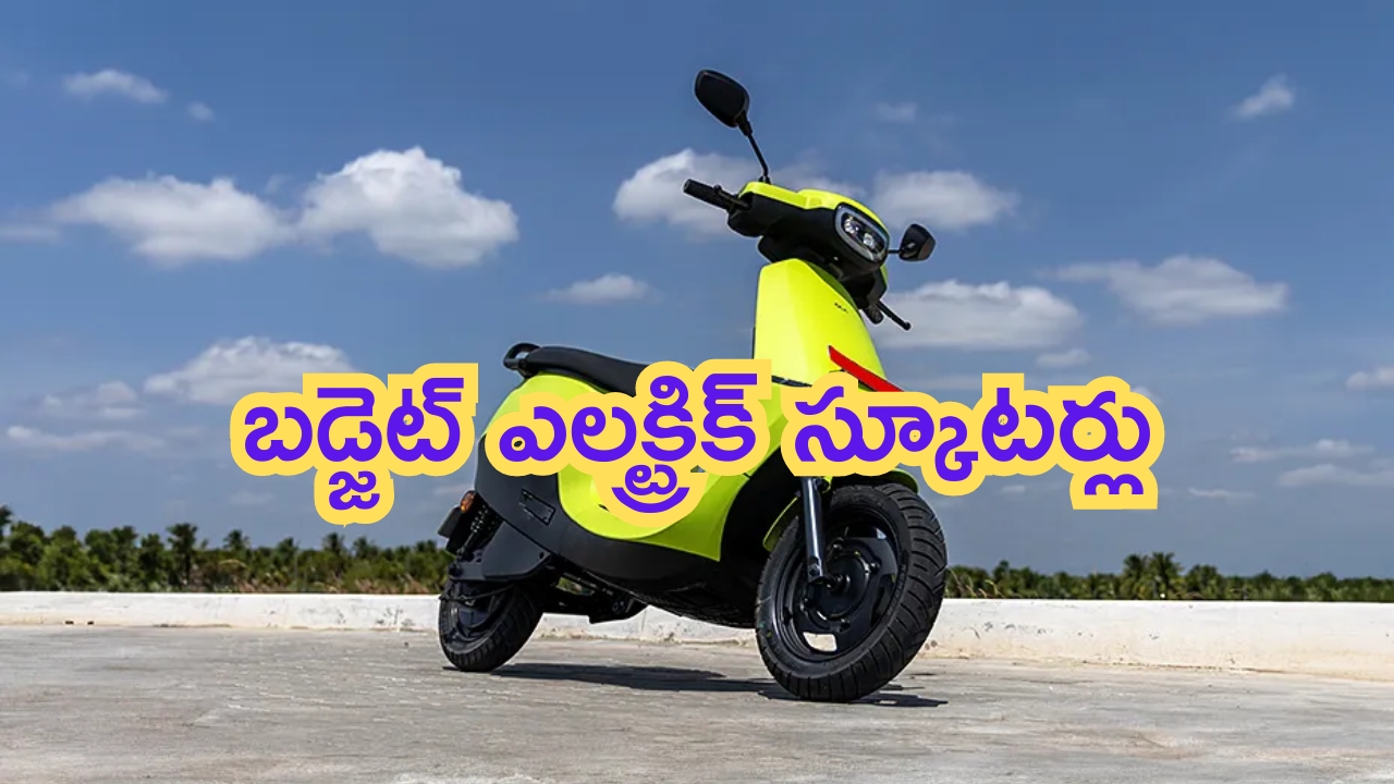 Varalaxmi Sarathkumar: కాబోయే భర్తతో కలిసి వెళ్లి.. అల్లు అర్జున్ ను పెళ్ళికి ఆహ్వానించిన జయమ్మ