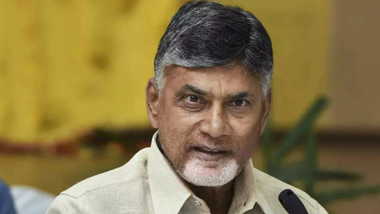 Toyota Rumion CNG: ఈ కార్లకు భారీ క్యూ.. ఇప్పుడు బుక్ చేస్తే ఎప్పుడు వస్తుందో!