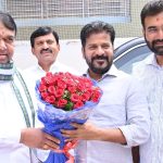 Pocharam Srinivas Reddy: కాంగ్రెస్‌లో చేరిన పోచారం.. కండువా కప్పి పార్టీలోకి ఆహ్వానించిన సీఎం రేవంత్ రెడ్డి
