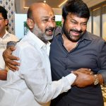 Chiranjeevi with Bandi Sanjay: చిరు- బండి సంజయ్ మధ్య చర్చ.. మీరొస్తే ప్రయార్టీ..!