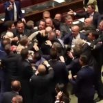 Italy parliament MPs Fighting: ఇటలీలో జీ7 సమావేశాలు, పార్లమెంటులో ఎంపీల ఫైటింగ్