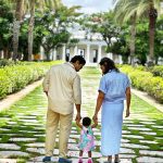 Ram Charan-Upasana: పాపతో రామ్‌చరణ్‌ ఉపాసన క్యూట్‌ ఫోటో వైరల్‌..