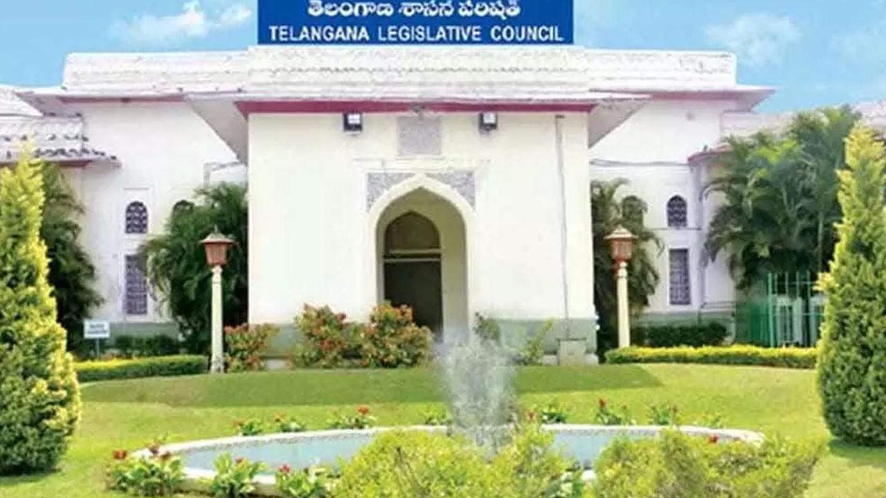 Telangana Legislative Council: శాసనమండలిపై కాంగ్రెస్ ఫోకస్.. టార్గెట్ బీఆర్ఎస్ ఎమ్మెల్సీలు!