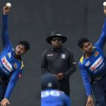 India vs Sri Lanka, 1st T20I: ఒక ఓవర్ కే ఇంత బిల్డప్పా? కమిందు మెండిస్ రెండు చేతులతో బౌలింగు