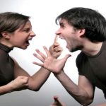 Relationship: లవ్ లైఫ్‌లో ఈ 3 సమస్యలు ఎదురవుతున్నాయా.. జాగ్రత్తగా ఉండకపోతే బాధపడాల్సి వస్తుంది