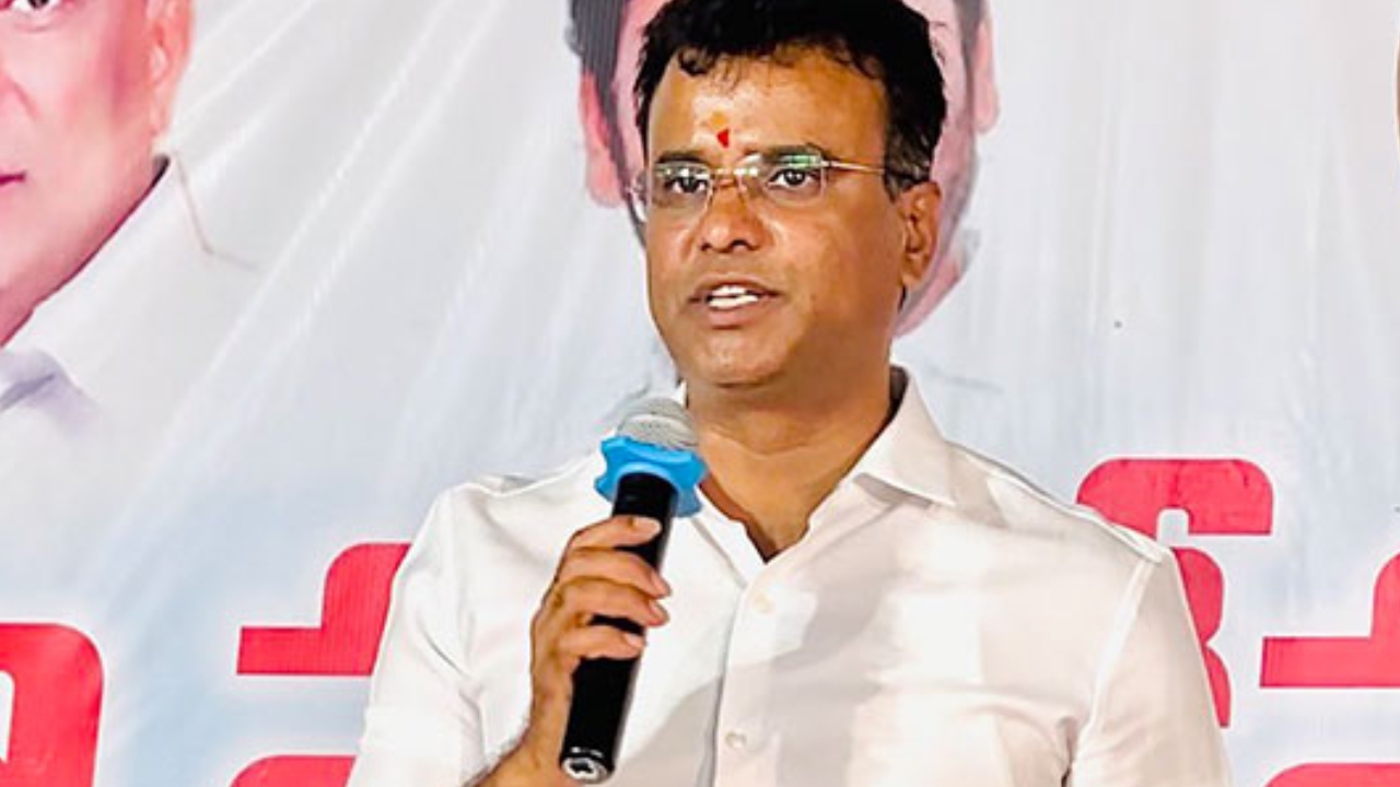 Israel Gaza War: స్కూల్స్ టార్గెట్‌గా ఇజ్రాయిల్ దాడి..15 మంది మృతి