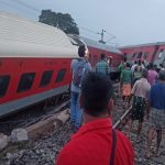 Howarh-CSMTExpress derailed: జార్ఖండ్‌లో పట్టాలు తప్పిన హౌరా ఎక్స్‌ప్రెస్, 60 మందికి గాయాలు..