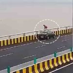 Mumbai Techie jumps off atal setu: ముంబై టెక్కీ.. అటల్ సేతుపై నుంచి దూకి ఆత్మహత్య