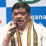 Ponnam Vs Bandi Sanjay: కేంద్రమంత్రి పదవికి రాజీనామా చేస్తావా..?: బండి సంజయ్‌కి పొన్నం సవాల్