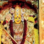 Indrakiladri EX EO: ఇంద్రకీలాద్రిపై పట్టుచీరల వేలంలో అవకతవకలు.. మాజీ ఈఓ చేతివాటం