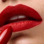 Lipstick Side Effects: లిప్‌స్టిక్ వేసుకుంటున్నారా.. అయితే ఈ సమస్యలు గ్యారంటీ !