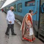Budget 2024: సీనియర్ సిటిజెన్లకు బడ్జెట్లో రైల్వే టికెట్ల రాయితీ ఉంటుందా?.. రైల్వే శాఖకు వృద్ధ యాత్రికులతో ఎంత ఆదాయం వస్తుందంటే..