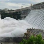 Flood Flow to Srisailam Dam: శ్రీశైలం జలాశయానికి భారీగా పెరిగిన వరద నీరు.. పూర్తిగా నిండితే తరువాత పరిస్థితి ఏంటి..?