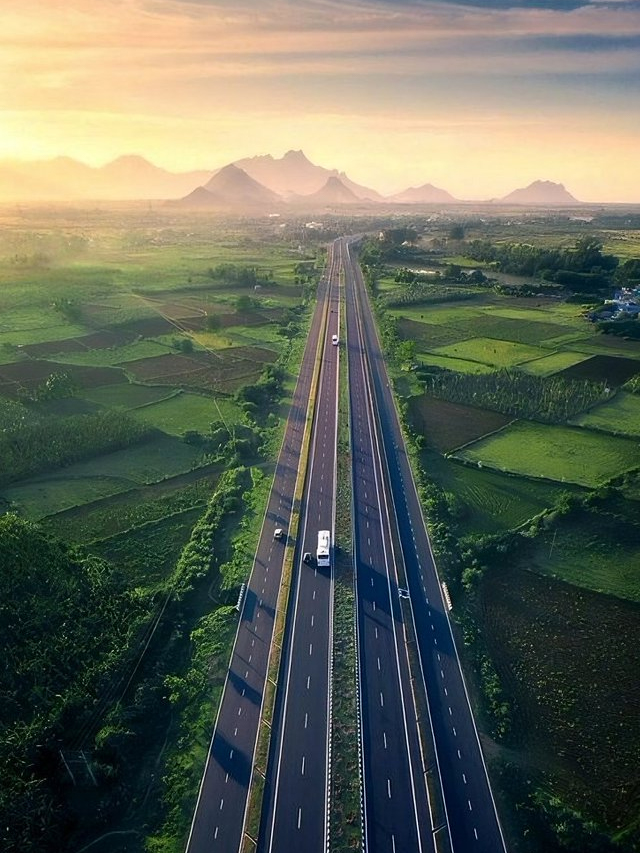 ప్రపంచంలో అందమైన రహదారులు..