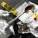 Drug Sales in Hyderabad: చాపకింద నీరులా డ్రగ్స్ సరఫరా.. ఏకంగా విద్యార్ధుల హాస్టల్స్ లోనే..