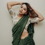 Actress Deviyani Sharma: వామ్మో.. వయ్యారాలతో సెగలు పుట్టిస్తున్న సైతాన్ బ్యూటీ..