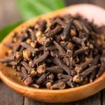 Clove Water Benefits: ఈ నీటిని తాగితే వచ్చే ప్రయోజనాలు తెలిస్తే తాగకుండా అస్సలు ఉండలేరు..