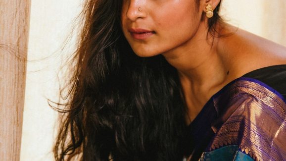 Chaithra J Achar: మాయ చేస్తున్న ప్రముఖ నటి.. ఆమె అందాన్ని చూసి అంతా..