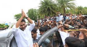 Shocking Video: కిడ్నాపర్‌‌ను వదిలిరానంటూ బోరున ఏడ్చిన బాలుడి వీడియో వైరల్