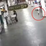 Child Car Accident Video: పాపం పసివాడు.. తల్లి, తండ్రి మాటల్లో ఉండగా కారు కింద పడిపోయాడు