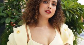 Actress Sania Malhotra: అందాలతో మనసు దోచేస్తున్న సానియా మల్హోత్రా