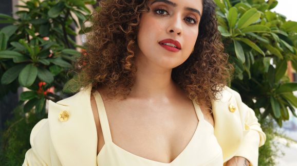 Actress Sania Malhotra: అందాలతో మనసు దోచేస్తున్న సానియా మల్హోత్రా Actress Sania Malhotra: అందాలతో మనసు దోచేస్తున్న సానియా మల్హోత్రా