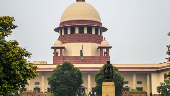Supreme court : లైగింక ఆరోపణ కేసుల్లో సుప్రీం కోర్టు కీలక తీర్పు.. హై కోర్టు తీర్పు రద్దు.. ఏం జరిగిందంటే.?