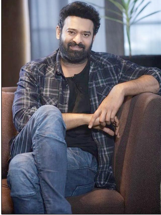 ఓర్మాక్స్ రిపోర్ట్.. ఇండియా టాప్ 10 హీరోస్ వీరే..