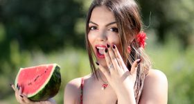 Watermelon Seeds: పుచ్చగింజలు పడేస్తున్నారా ? పోషకాలు తెలిస్తే షాక్ అవుతారు