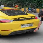 Cigarette Fire With Porsche: కారు సైలెన్సర్‌తో సిగరెట్‌కు నిప్పింటించిన యువకుడు.. దూల తీరిందిగా!