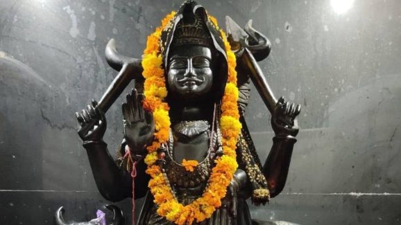 Saturn Effect 2025: వచ్చే ఏడాది వరకు ఈ 5 రాశుల వారు శని, ధ్యేయ నియంత్రణలో ఉంటారు