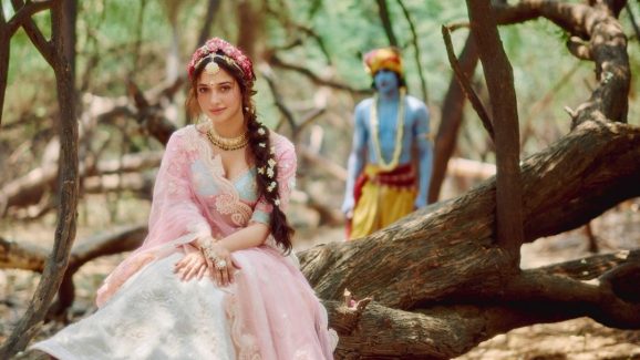 Tamannaah: ట్రెండ్‌కు తగ్గట్టుగా.. మోడ్రన్ రాధా లుక్‌లో పాల పాప తమన్నా