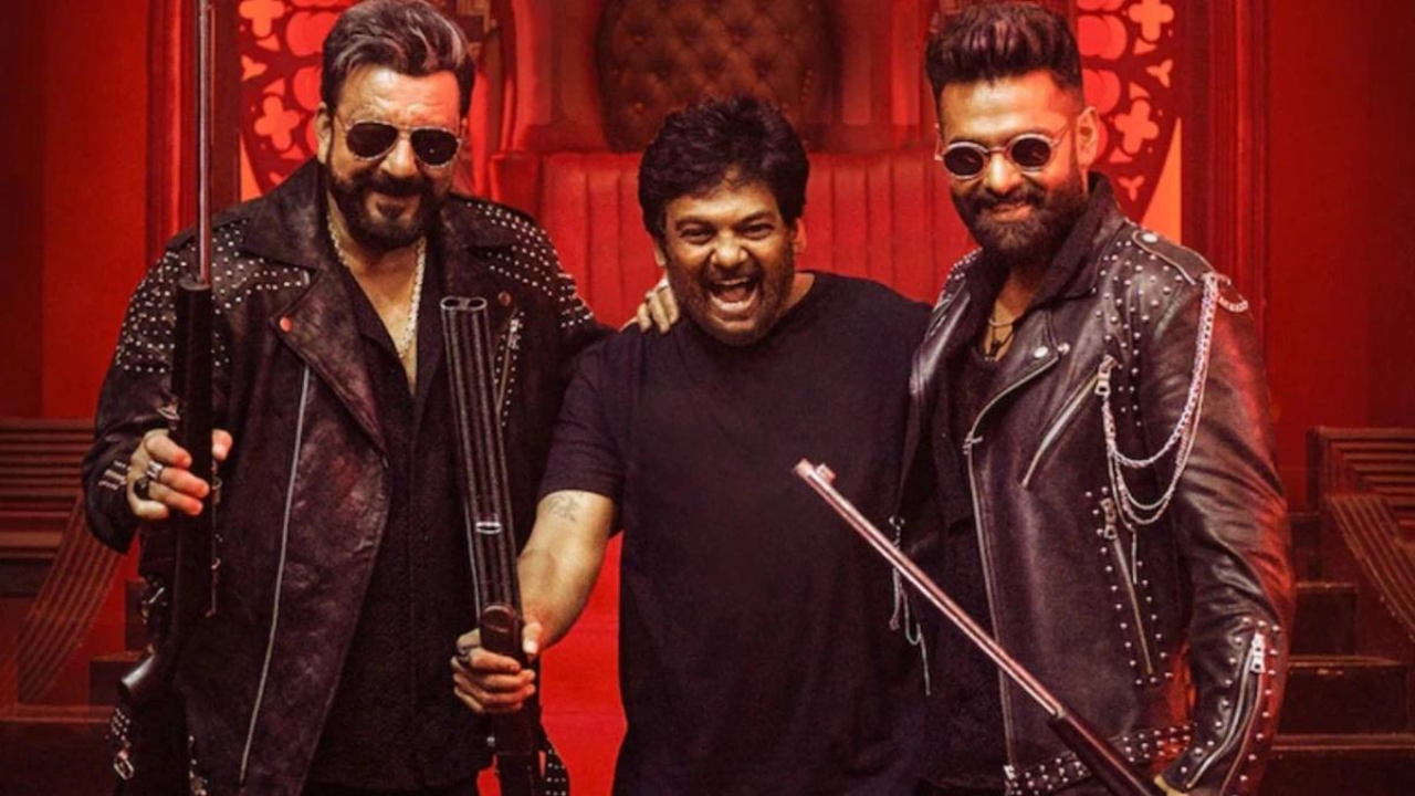Devara Song: రొమాంటిక్ మోడ్‌లోకి ఎంట్రీ ఇచ్చి తగ్గేదేలే అంటోన్న జాన్వీకపూర్‌