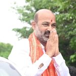 Bandi Sanjay: ఫస్ట్ టైం వచ్చాను కాబట్టి వదిలేస్తున్నా.. ఇంకోసారి వచ్చినప్పుడు కూడా ఇలానే ఉంటే ఊరుకోను: బండి సంజయ్