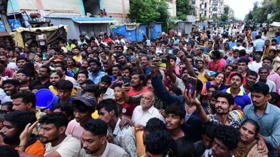 Flood Victims: వరద బాధితులకు ఆర్థిక సాయం పెంచిన ప్రభుత్వం.. ఎంతంటే?
