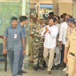 Jagan Return: తాడేపల్లికి జగన్.. బోట్ల ఘటనపై కౌంటర్ ప్లాన్.. ఆ తర్వాతే ఫారెన్ టూర్?