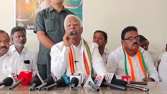 Kadium Srihari: కీలక వ్యాఖ్యలు చేసిన కడియం శ్రీహరి… స్టేషన్ ఘన్‌పూర్‌లో ఉప ఎన్నిక తప్పదా?