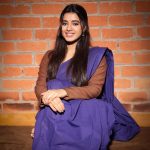 Ketika Sharma: అబ్బ.. చీరలో కేతిక ఏముంది గురూ, సొగసు చూడతరమా