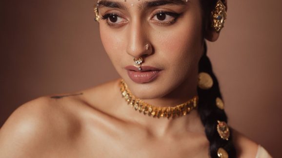 Priya Prakash Varrier: అందచందాలతో హల్చల్ చేస్తున్న హీరోయిన్.. నిద్ర పట్టడంలేదంటున్న కుర్రోళ్లు Priya Prakash Varrier: అందచందాలతో హల్చల్ చేస్తున్న హీరోయిన్.. నిద్ర పట్టడంలేదంటున్న కుర్రోళ్లు