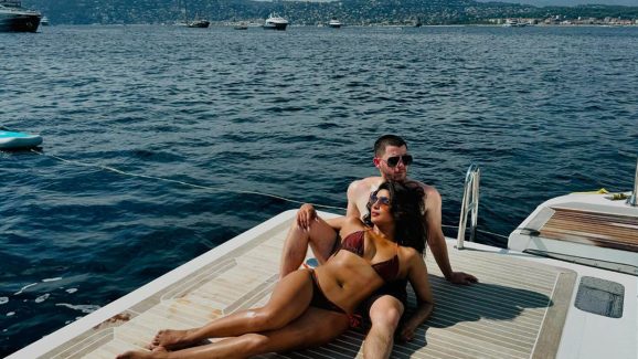 Priyanka Chopra and Nick Jonas: హీటెక్కిస్తున్న ప్రియాంకచోప్రా- నిక్ ఫోటోలు