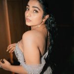 Rajisha Vijayan: అందాలతో నెటిజన్స్‌కు మత్తెక్కిస్తున్న మలయాళ నటి