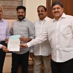Reliance: రిలయన్స్ ఫౌండేషన్ భారీ విరాళం, సీఎం సహాయనిధికి 20 కోట్లు..