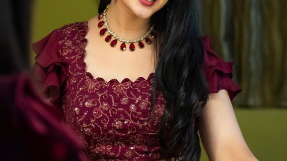 Aishwarya Pisse: అందమే అతివై వస్తే.. ఐశ్వర్య అందాలు చూడతరమా!