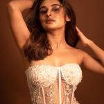 Esther Anil: దుమ్మురేపిన దృశ్యం పాప..! ఎద అందాలతో ఎస్తర్ అనిల్