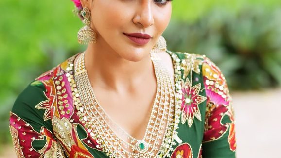 Ashu Reddy: బాబోయ్.. అషు రెడ్డి ట్రెండీ లుక్స్ చూస్తే.. పిచ్చెక్కిపోతారు