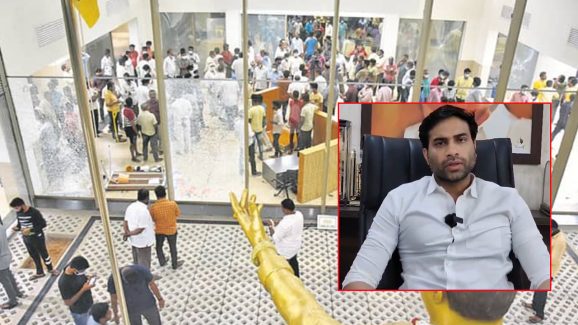 Devineni Avinash: అరెస్ట్ తప్పించుకునేందుకు దేవినేని అవినాష్ ప్లాన్.. ఆ కేసులో?