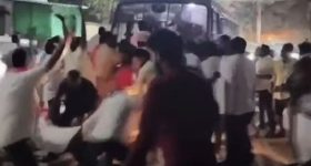 Talakondapalli: తలకొండపల్లిలో ఉద్రిక్తత.. హరీశ్‌రావును తీసుకెళ్తున్న బస్సును ఆపిన బీఆర్ఎస్ కార్యకర్తలు.. లాఠీఛార్జ్