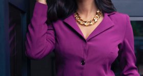 Mrunal Thakur: వైట్ డ్రెస్‌లో వయ్యారి.. అందంతో మతిపోగొడుతున్న మృణాల్