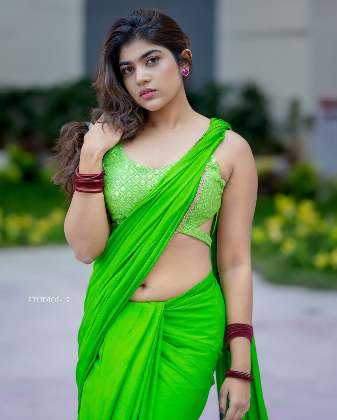 Rithu Chowdary: శారీలో పిచ్చెక్కిస్తున్న రీతూ చౌదరీ.. ఆ అందానికి కుర్రకారు ఫిదా