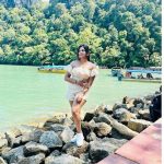 Raksha Gowda: షార్ట్ డ్రెస్‌లో ‘గుప్పెడంత మనసు’ భామ అందాలు.. నేచర్ మధ్యలో నేచురల్ బ్యూటీ